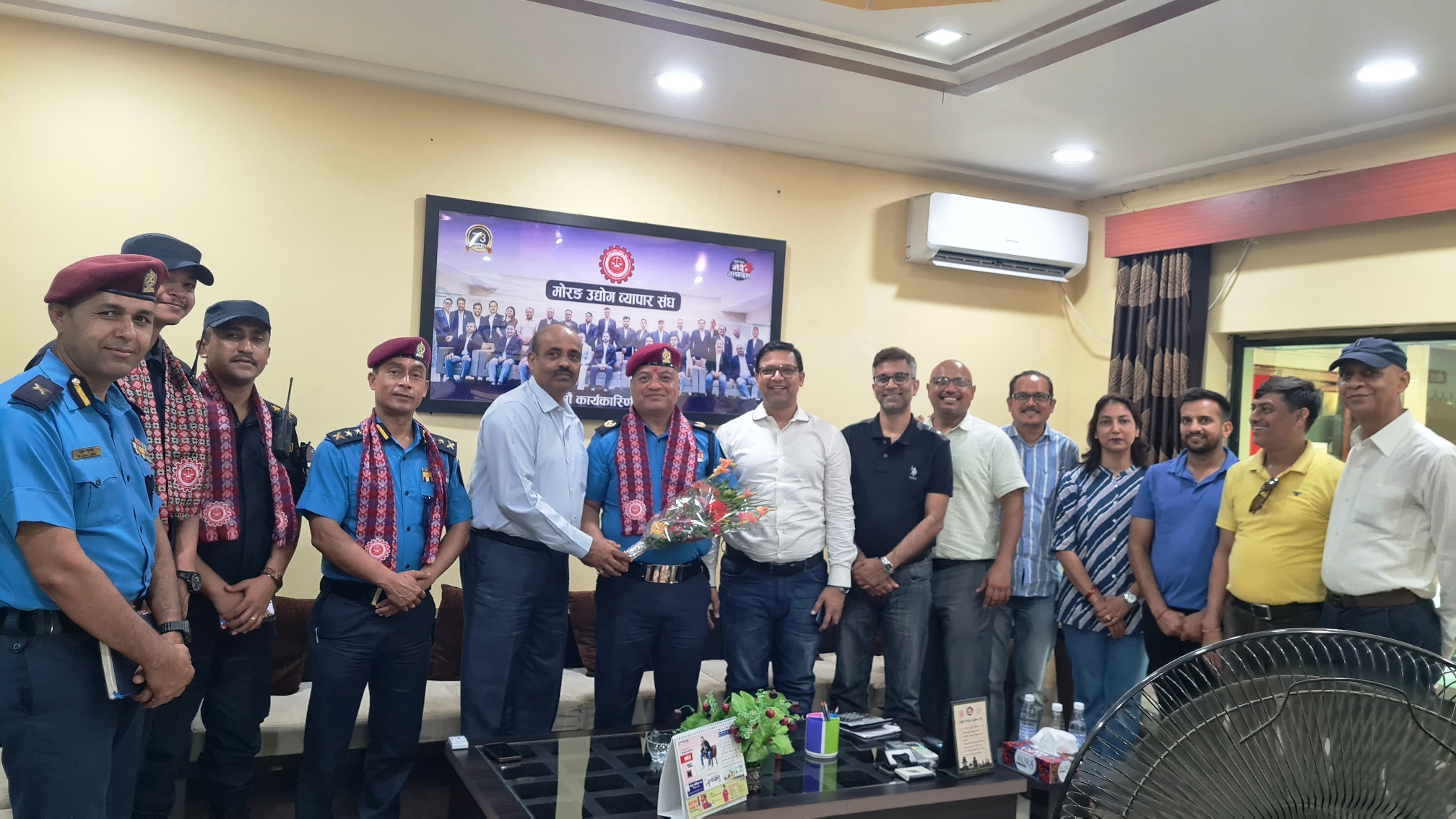 कोसीका डिआईजीलाई मोरङ व्यापार संघको स्वागत