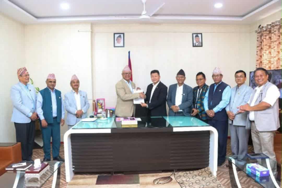 निर्माणाधीन आयोजनालाई प्राथमिकतामा राख्न कोशी प्रदेश सरकारलाई एमालेको सुझाव