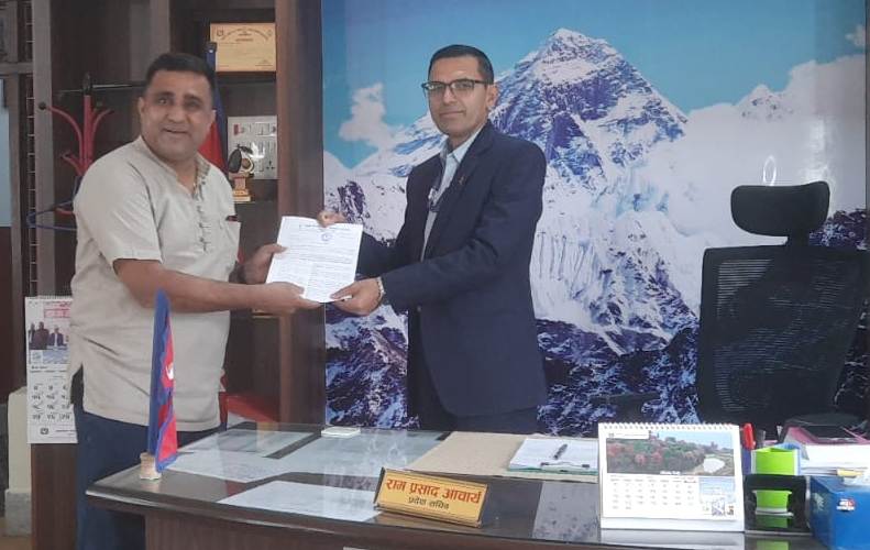 दलीय भागबण्डामा पत्रकारिता पुरस्कार नदिन काेसी सरकारकाे ध्यानाकर्षण