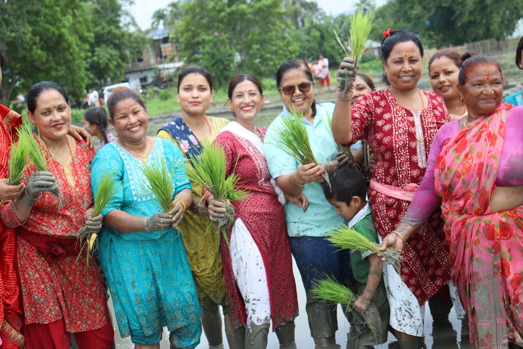 बुढीगंगाको बोर्डिङ स्कुल स्मृतिले पनि धान दिवस मनायो