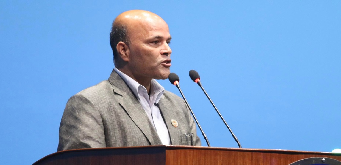 अमरेश सिंहले देशलाई  ‘लिज’मा दिउँ भन्दा संसदमा हंगामा !