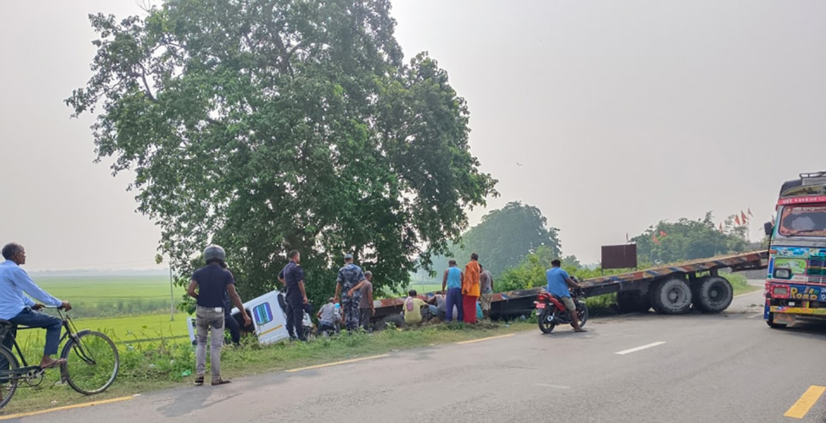 विराटनगरबाट गएको मालबाहक ट्रक पल्टिँदा पाँच जनाको मृत्यु, सबै बर्जु गाउँपालिकाका