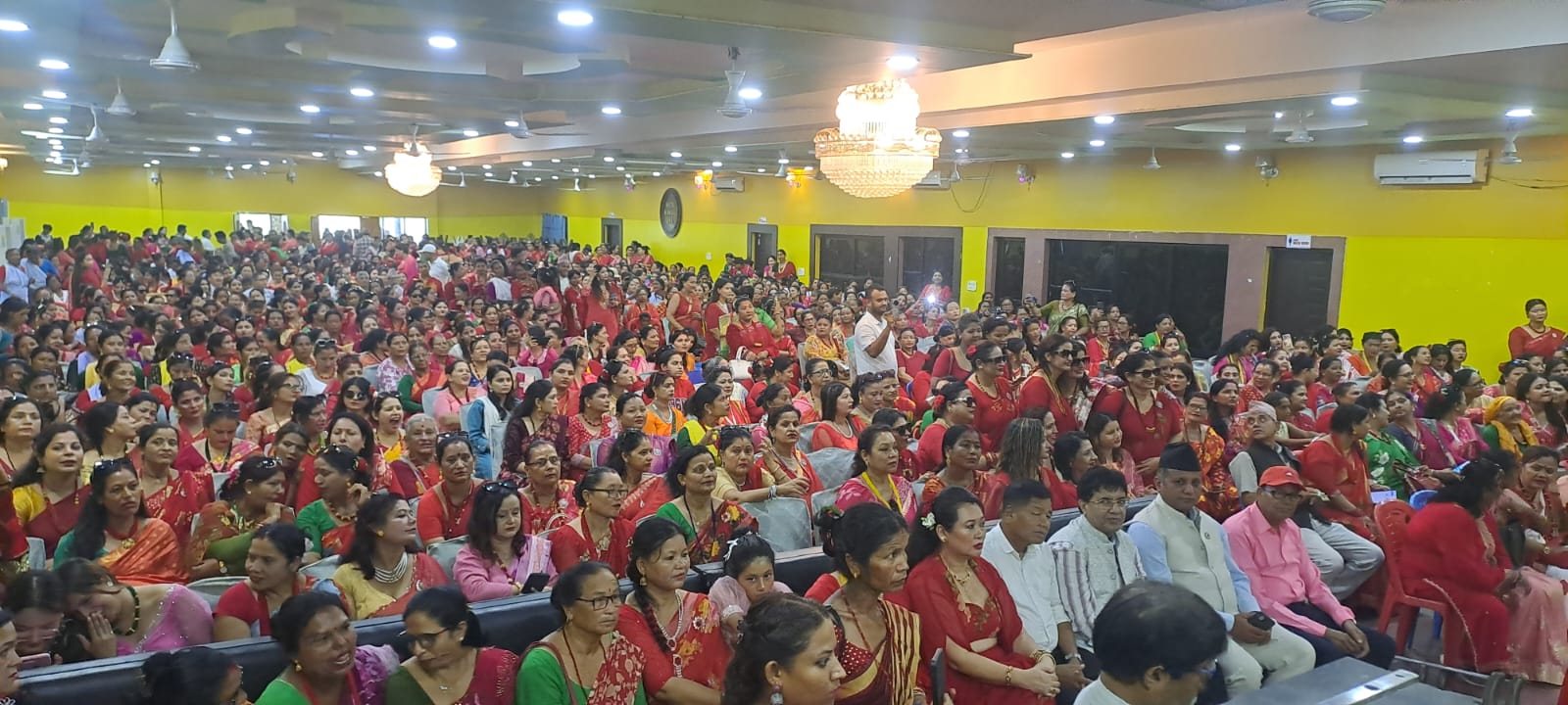विराटनगरमा सुशील कोइराला फाउन्डेसनले खुवायो दर