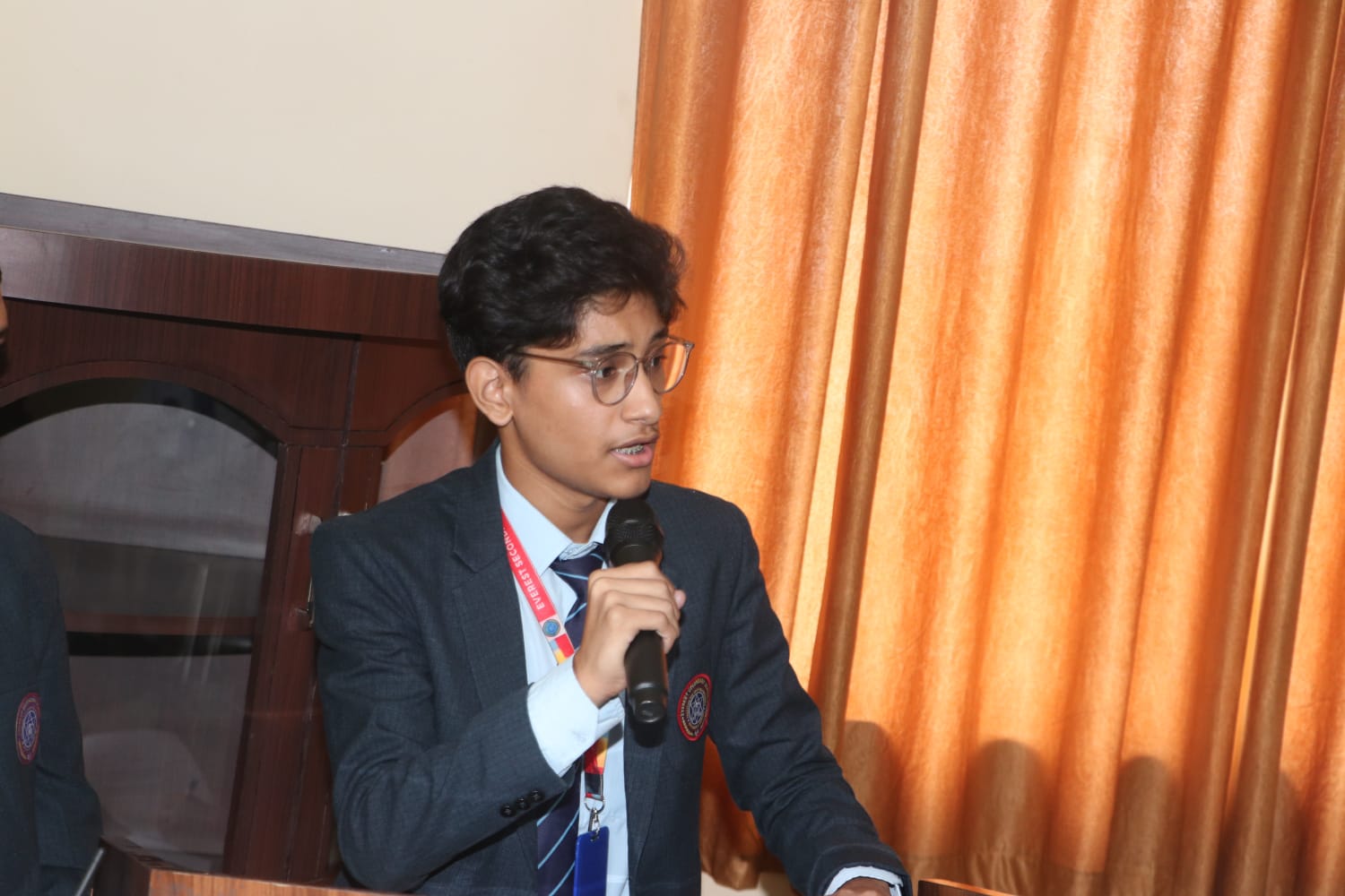 थाइल्याण्ड वक्तृत्व कलामा एभरेष्टका इशल छनोट