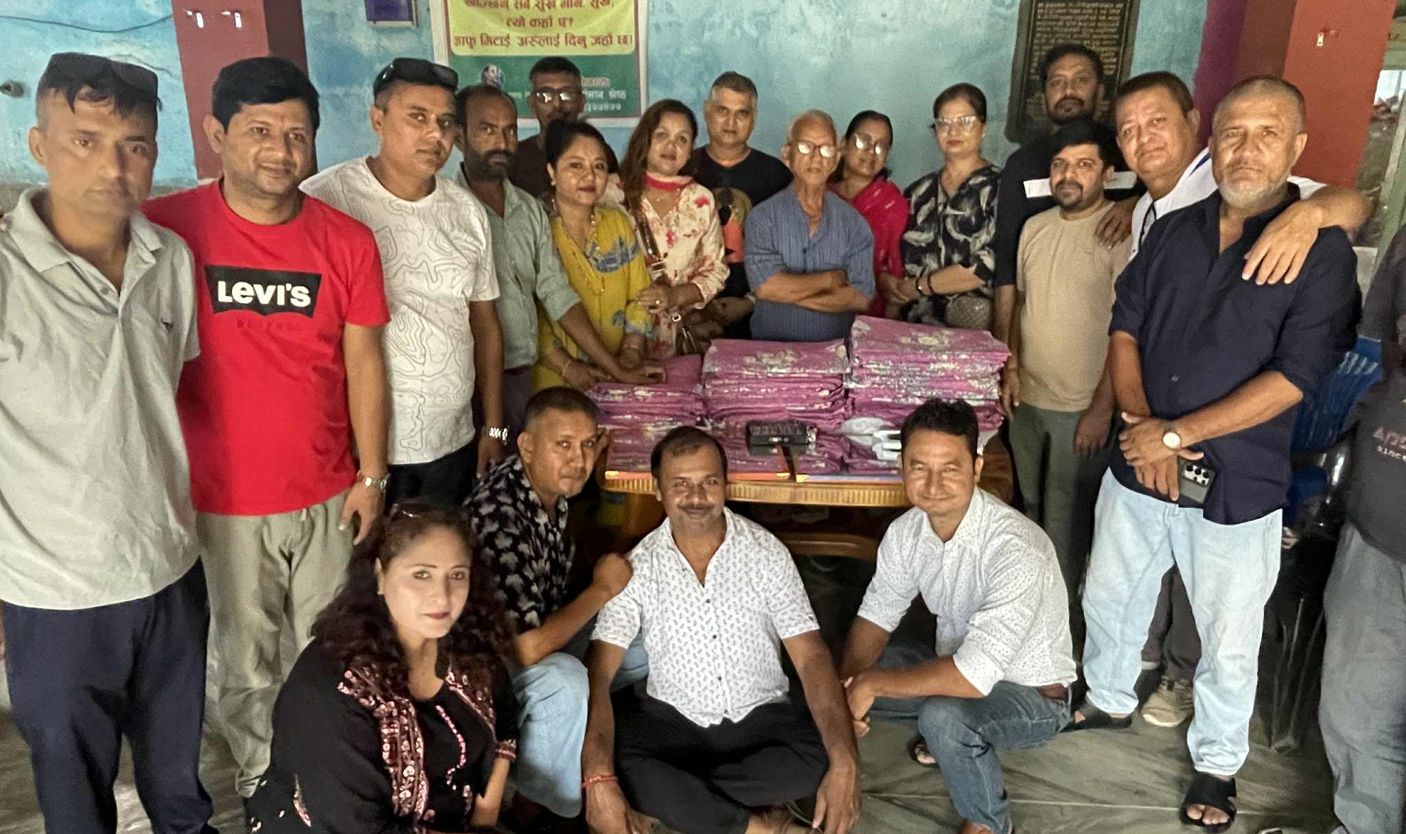एएलसी ब्याच ०५३ समूह विराटनगरद्वारा वृद्धआश्रमलाई सहयोग