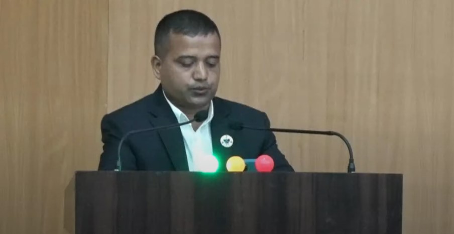 कोसीका माओवादी सांसदको चेतावनी : कांग्रेस–एमालेले ८४ सम्म पर्खनु