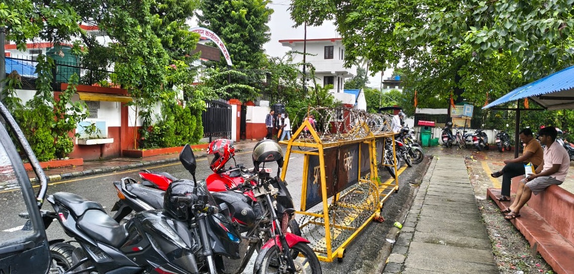 विराटनगरमा जेनजीको प्रदर्शन रोक्न प्रशासन अगाडि ‘ब्यारिकेट’