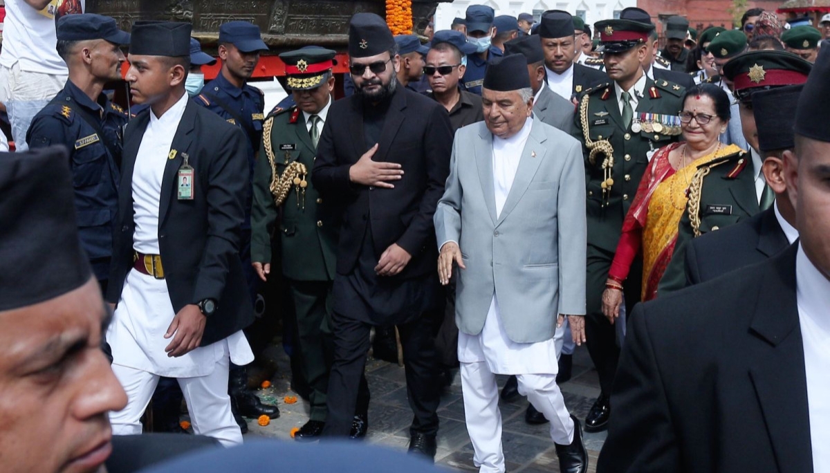 इन्द्रजात्रामा राष्ट्रपतिको स्वागतमा आफैँ गए बालेन, प्रधानमन्त्री ओलीलाई बेवास्ता !