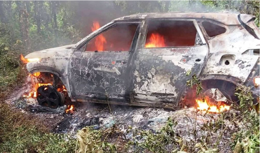 मेचीनगरको वनभित्र जलेको कार फेला, प्रहरीको अनुसन्धान जारी