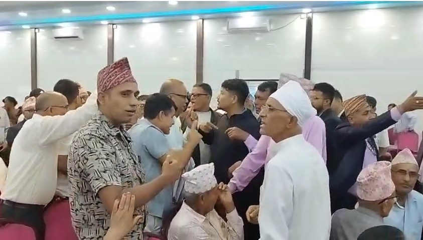 अध्यक्षको दोहोरो पदले किसान कल्याण सहकारीमा लफडा, सदस्यहरुद्वारा साधारण सभा बहिष्कार