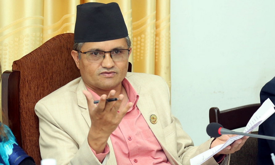 एमाले नेता सूर्य थापाको सुदन गुरुङ लक्षित आरोप: ‘विदेशीका एजेन्ट’हरूको हप्कीदप्की बढ्यो