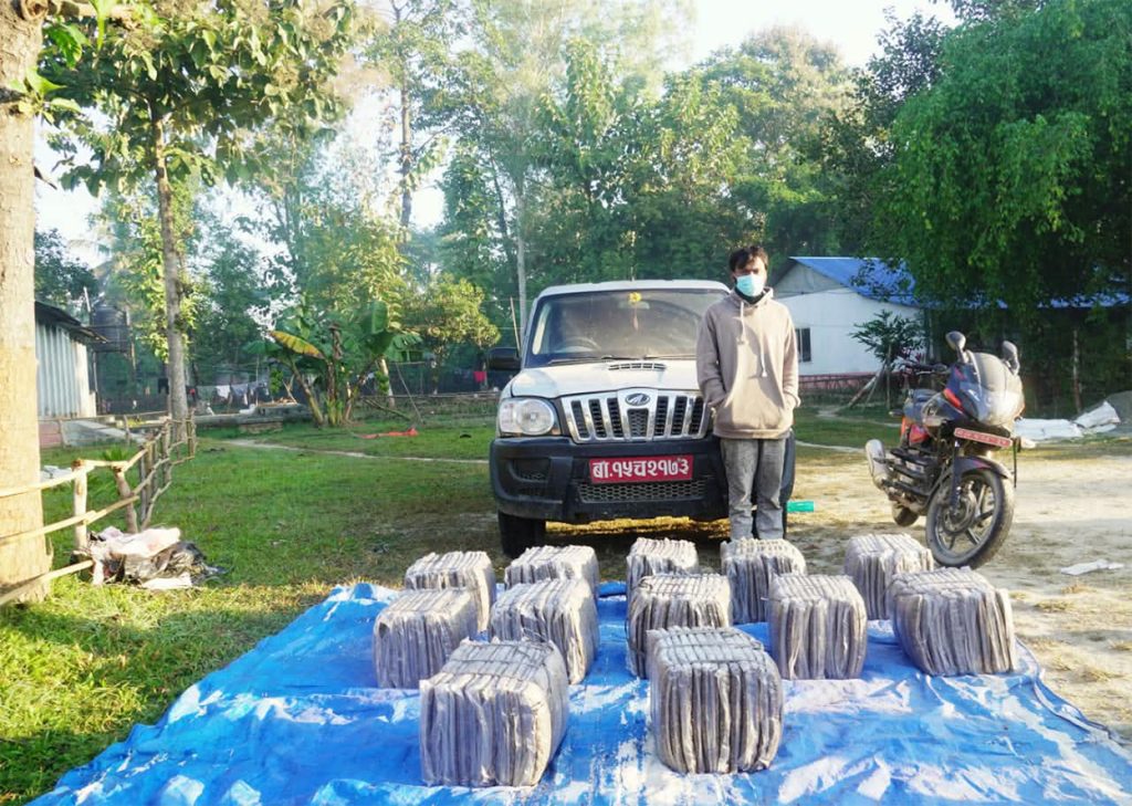 इनरुवाबाट १५० केजी गाँजा बरामद, एक युवक पक्राउ