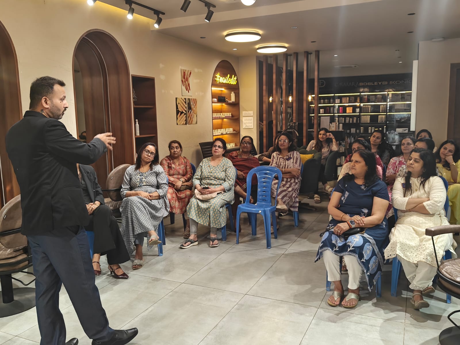 रोटरी क्लब अफ विराटनगर डाउन टाउनद्वारा ‘ग्लो एण्ड ग्रो टुगेदर’ काउन्सेलिङ