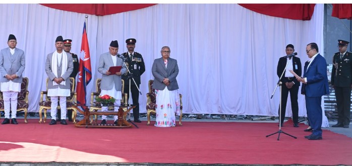 मधेशका नयाँ प्रदेश प्रमुख कर्णले लिए सपथ