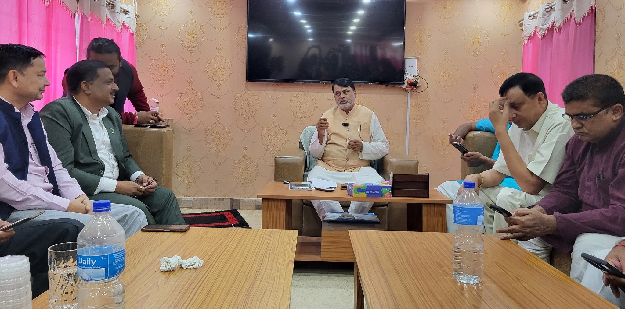 मधेशका मुख्यमन्त्री नियुक्तिविरुद्ध सात राजनीतिक दलले मुद्दा हाल्ने सहमति