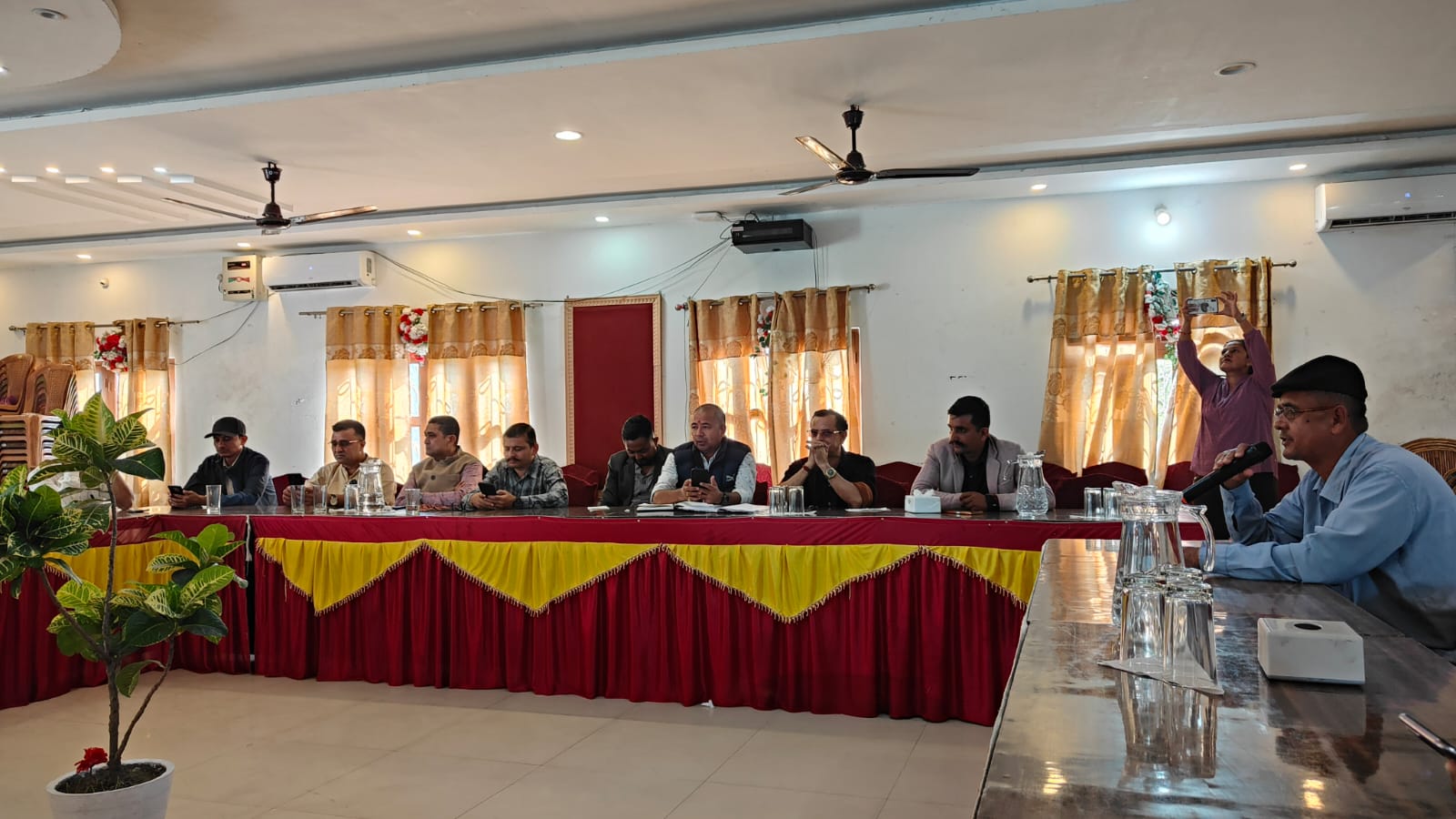 संसदीय समितिको निगरानी बढाउन मिडियाको भूमिक थप आवश्यक रहेकोमा जोड