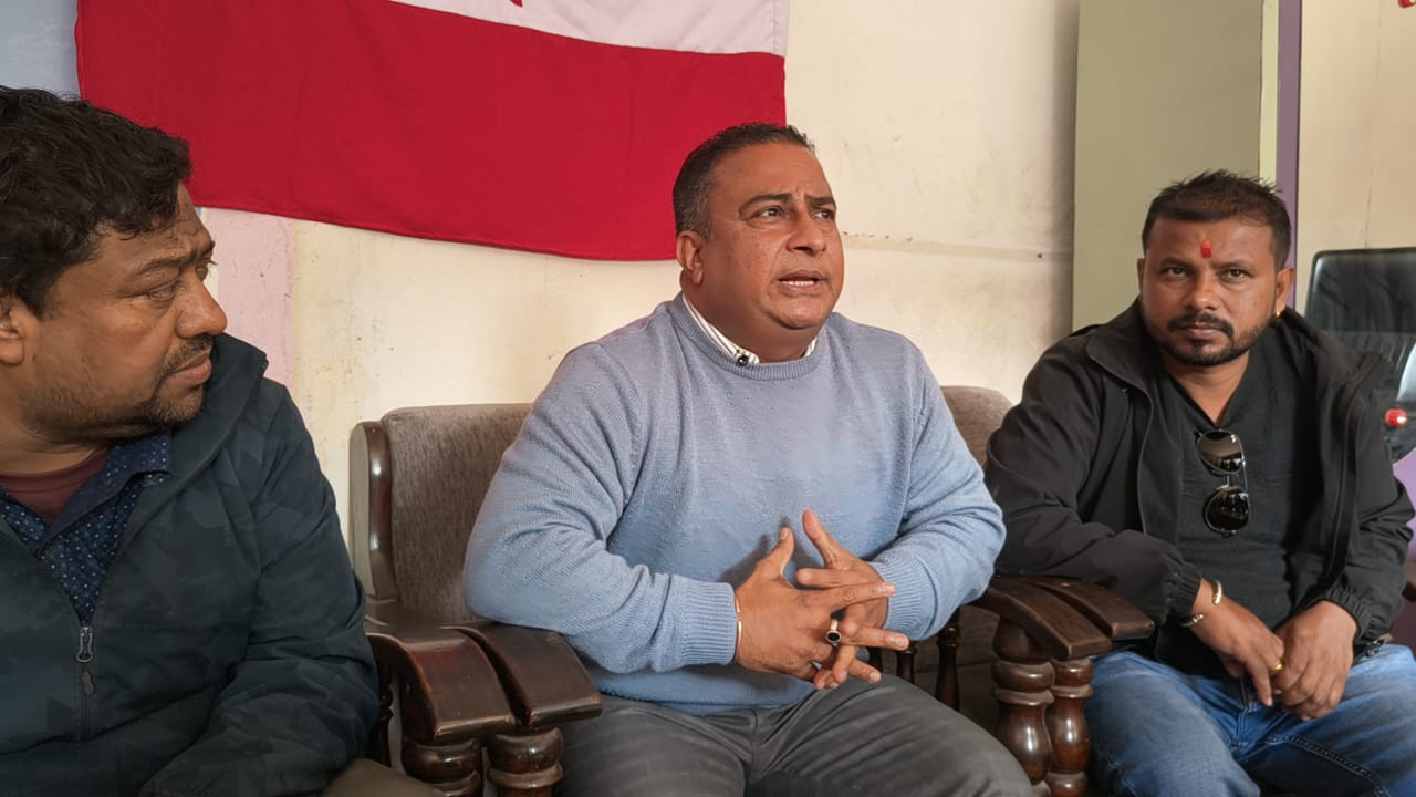 विराटनगर महानगर कांग्रेस सभापतिमा अभिषेक गिरीको उम्मेदवारी घोषणा