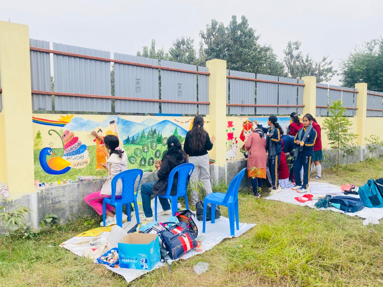 रोटरी डाउन टाउनको आयोजनामा अन्तर स्कुल वाल पेन्टिङ प्रतियोगिता सम्पन्न