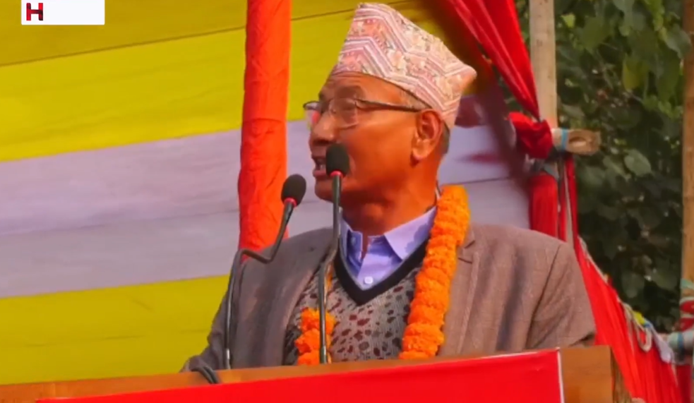 कांग्रेस एमाले थारो गाई जस्तै हुनः राजेन्द्र श्रेष्ठ