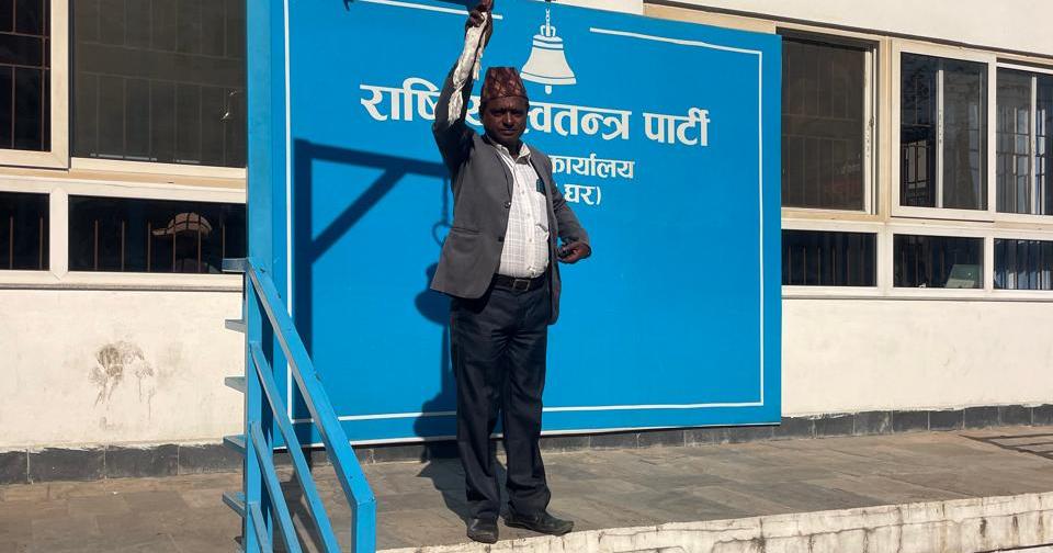 तेजलाल कर्ण रास्वपामा गए