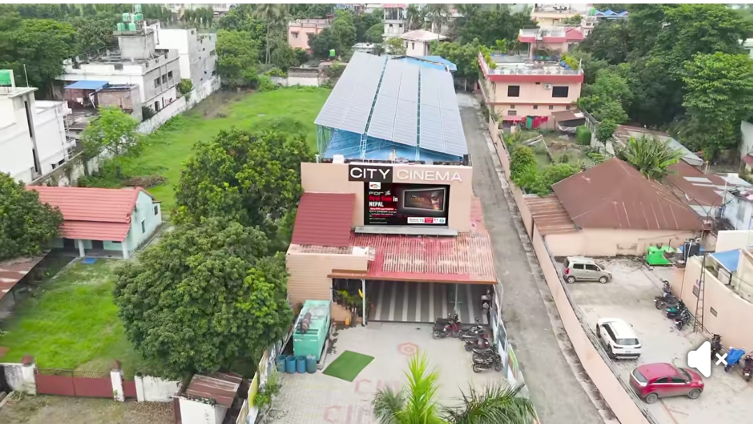 विराटनगरमा नेपालकै पहिलो बार्को फोरके लेजर प्रोजेक्टर स्थापना