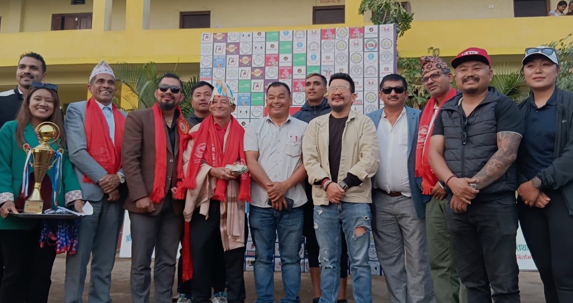 भलिबल प्रशिक्षक राईलाई झापामा एक लाखको सम्मान