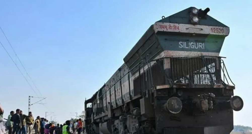 आसाममा रेलको ठक्करले ७ वटा हात्तीको ज्यान गयो