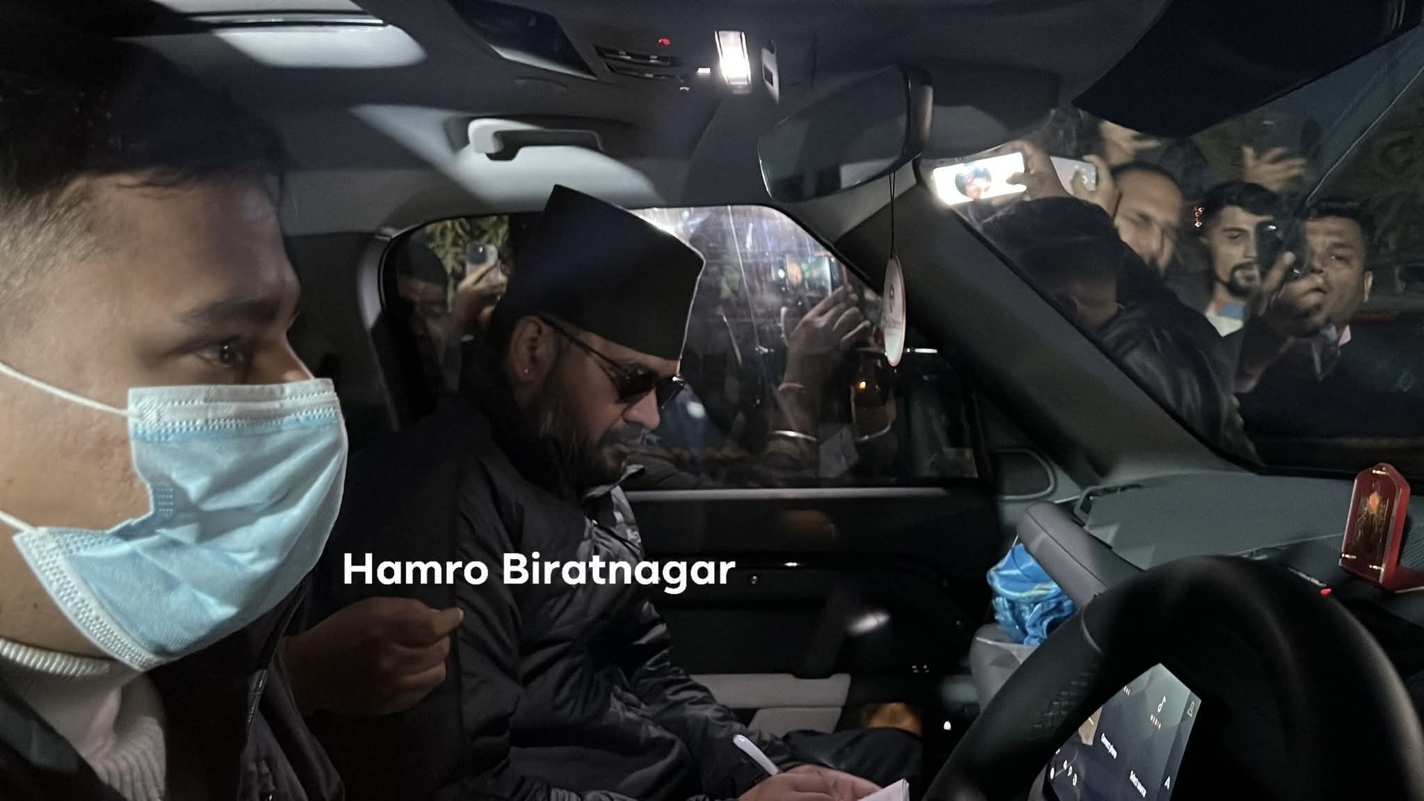 सुदूरपश्चिम र कर्णालीका कार्यक्रम छोट्याएर झापा हिँडे बालेन