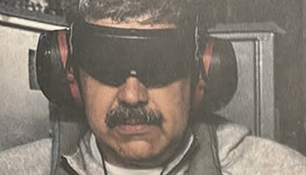 भेनेजुएलाका राष्ट्रपति निकोलास मदुरोलाई न्यूयोर्क लगियो