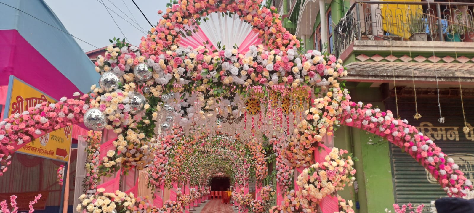 एक वर्षमै गायत्री मन्दिरमा दुई लाखभन्दा बढी भक्तजनको दर्शन