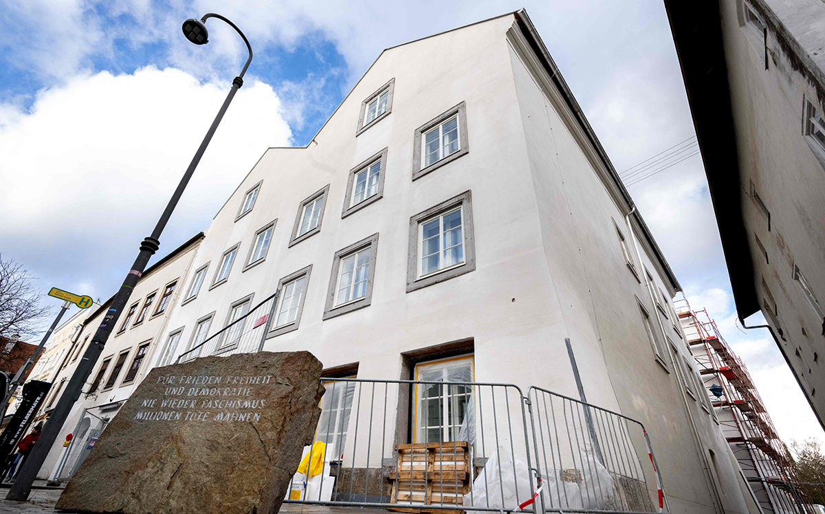 हिटलरको घरलाई बनाइयो प्रहरी चौकी