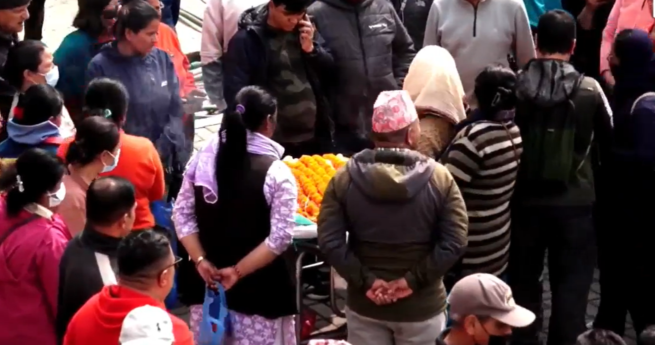 ओलीका पिताको आजै दाह संस्कार