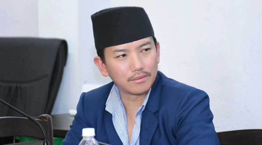 Hamro Biratnagar News Channel ,एमाले संसदीय दलको नेतामा सुहाङको दाबी, Biratnagar Top News Channel