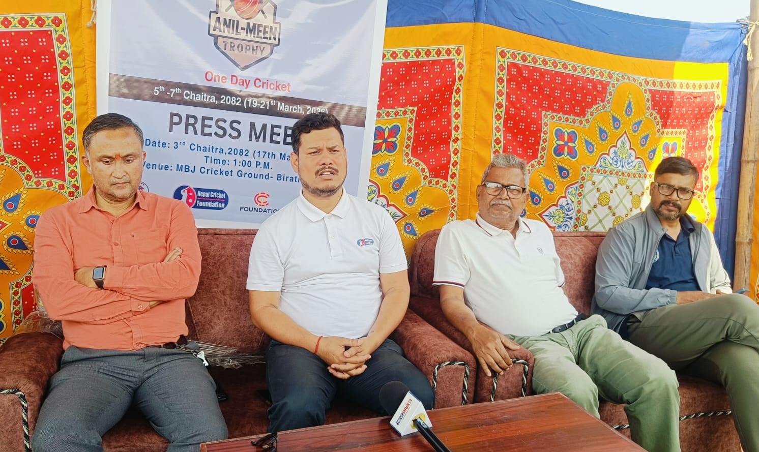 विराटनगरमा अनिल-मीन ट्रफी क्रिकेट हुँदै