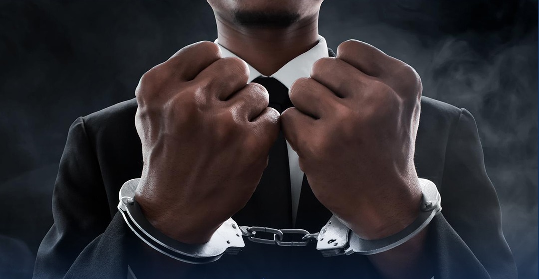 Hamro Biratnagar News Channel ,बैंकिङक कसुरमा फरार योगेन्द्रप्रसाद श्रेष्ठ पक्राउ, २२ करोड रुपैयाँभन्दा बढी जरिवाना, Biratnagar Top News Channel