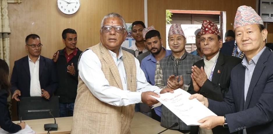 Hamro Biratnagar News Channel ,सार्वजनिक लेखा समिति सभापतिमा कांग्रेसका खड्काको मनोनयन, Biratnagar Top News Channel