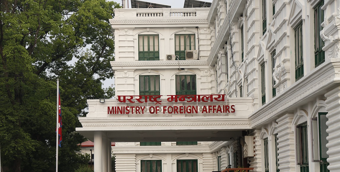 राजनीतिक नियुक्तिका ६ राजदूत फिर्ता बोलाइए