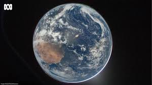 आर्टेमिसका अन्तरिक्ष यात्रीले खिचेको पृथ्वीको नयाँ फोटो सार्वजनिक