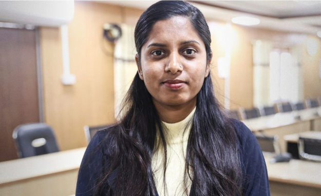 Hamro Biratnagar News Channel ,उपसभामुखमा ठाकुरलाई भोट हाल्दै कांग्रेस सांसद, Biratnagar Top News Channel