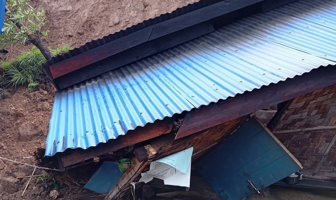 मुसलधारे वर्षाले याङवरक तहसनहस, दर्जनौं परिवार विस्थापित