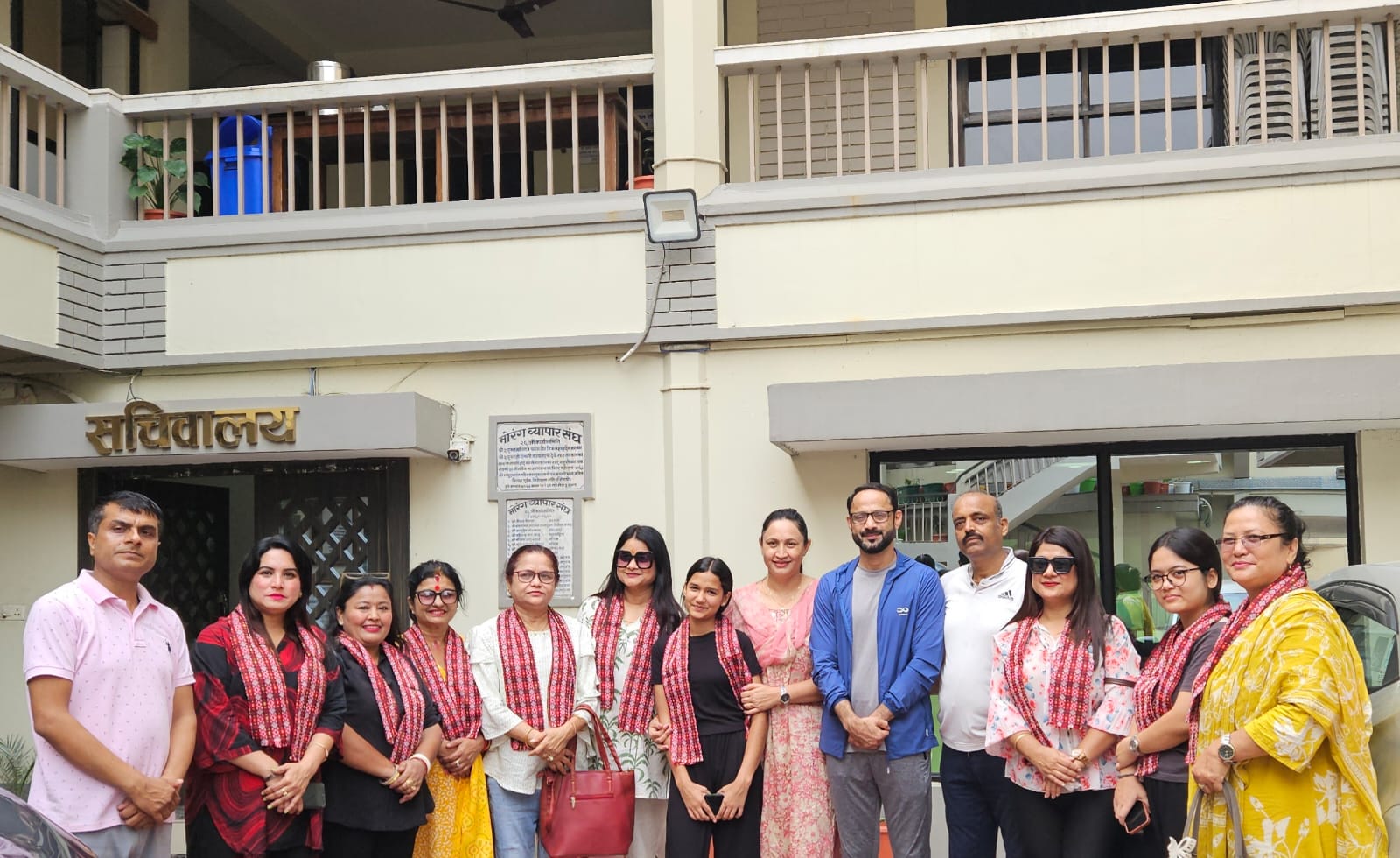 अवलोकन तथा अध्ययन भ्रमणमा व्यापार संघको महिला उद्यम समिति टोली प्रस्थान