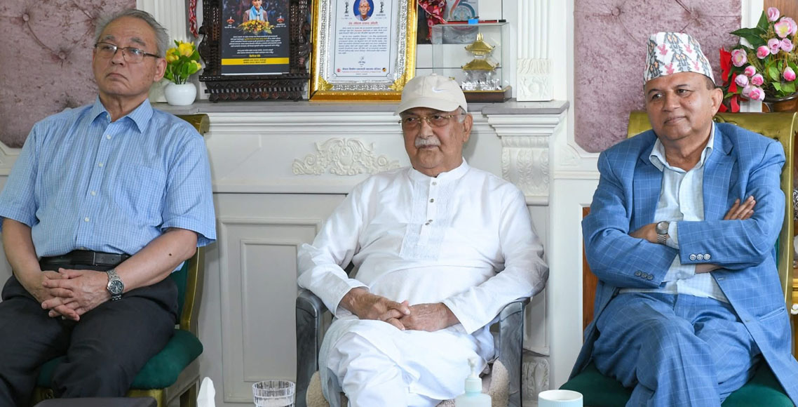 एमाले पुनर्गठनको जोडदार माग, के छाड्लान ओलीले ?