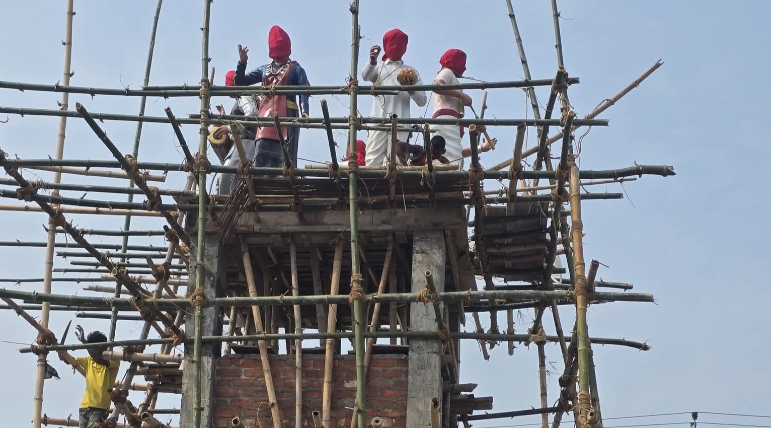 रंगेलीको ऐतिहासिक पहिचान झल्काउने घण्टाघरबारे पूर्व मेयरको स्पष्टीकरण