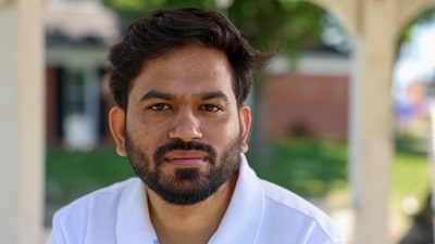 दिल्ली विमानस्थलमा भीड नगर्न कक्रोच पार्टीक संस्थापक दिपकेको आग्रह, जन्तरमन्तर प्रदर्शनको तयारी तीव्र