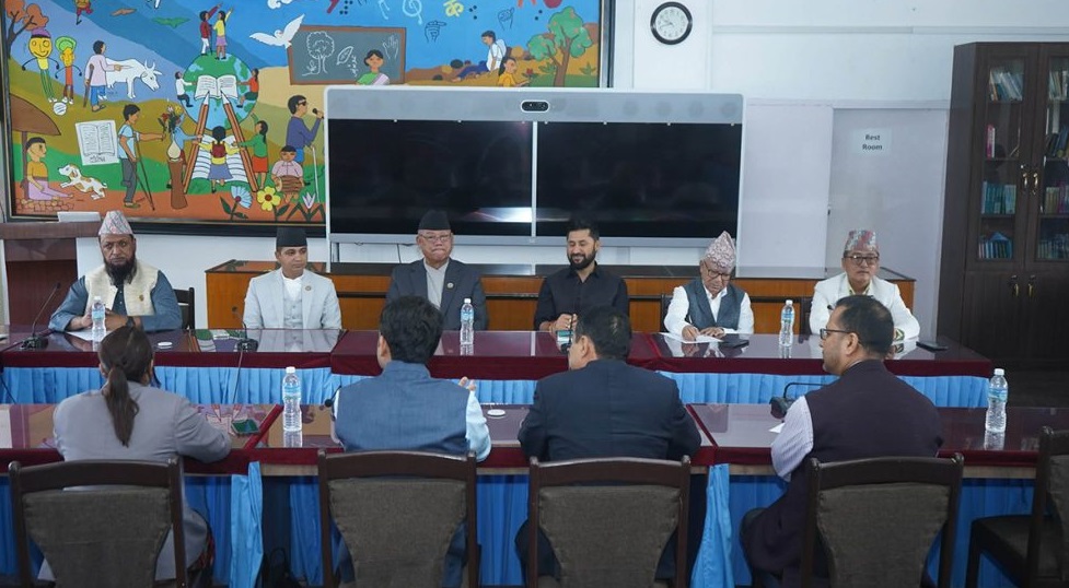 सर्वदलीय बैठकमा एमालेको प्रश्न: भारत भ्रमणमा ईपीजी प्रतिवेदनको विषय उठ्यो कि उठेन ?