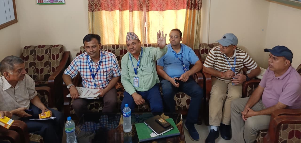 कोशी अस्पतालको जग्गा ओगट्ने व्यवसायिक पसलमा भने डोजर चल्ने