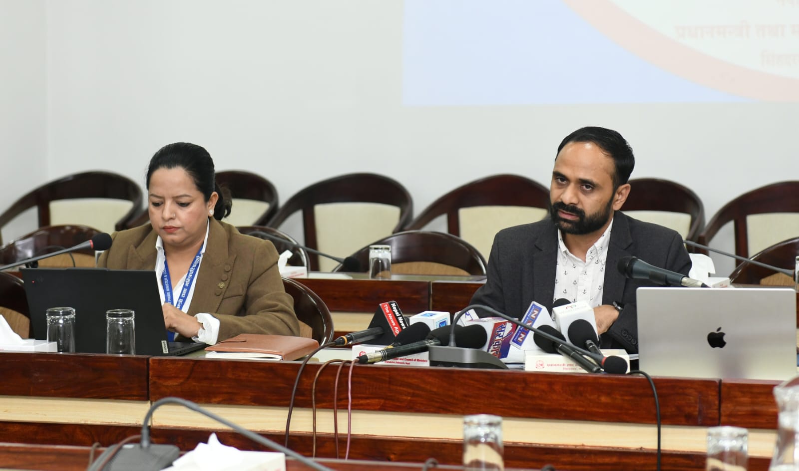 सरकारका एक साताका ६५ कार्यक्रमदेखि कर्मचारी अनुगमनसम्मका काम सार्वजनिक