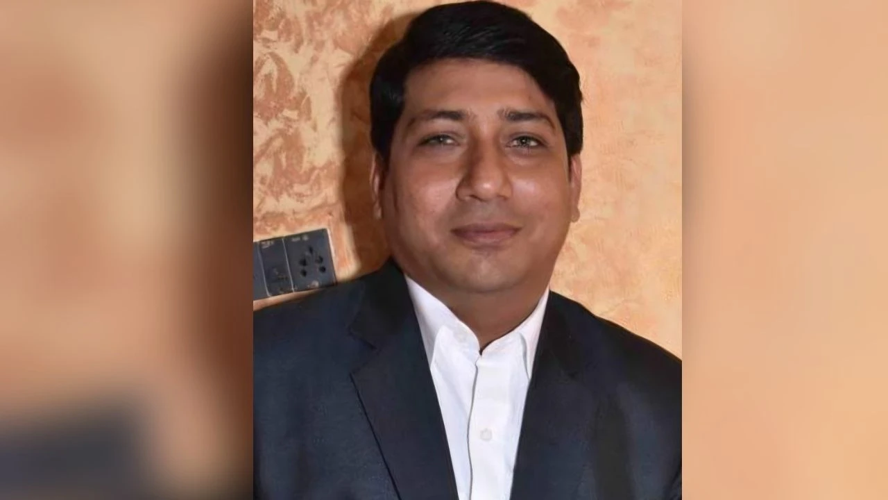 लायन्स क्लब अफ विराटनगर सिटिजन्सद्वारा बाढीपहिरो प्रभावितका लागि १ लाख ११  हजार  सहयोग