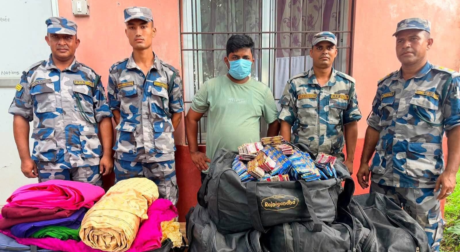 धरौटी बुझाएर रिहा भए यादव, तर अतिरिक्त डेढ लाख किन लिइयो ?