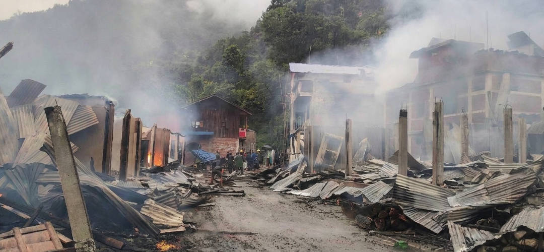 ताप्लेजुङ आगलागीमा १० घर जले, आगलागीको कारण खुलेन